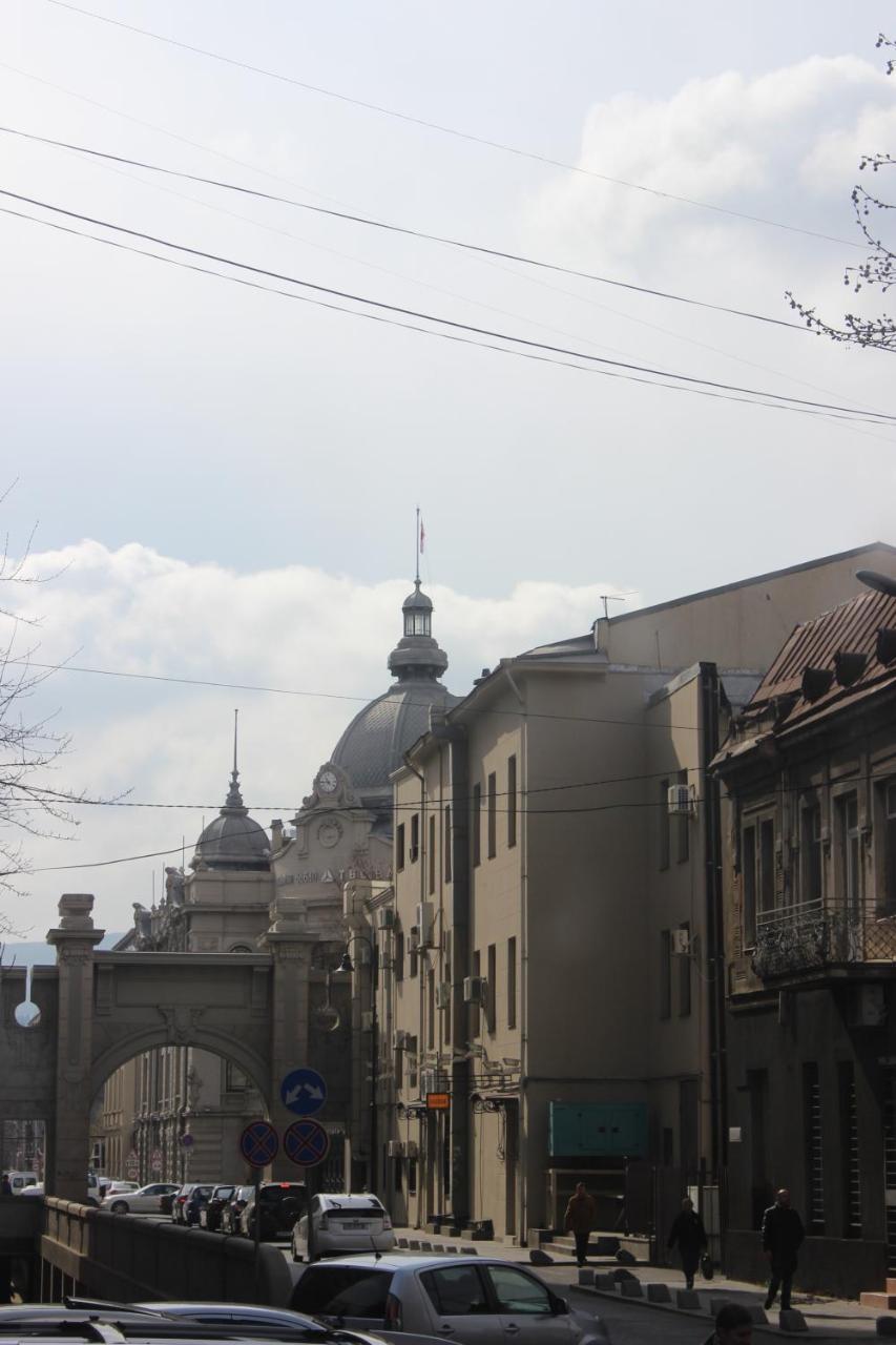 Global Hostel - Marjanishvili Tbilisi Bagian luar foto
