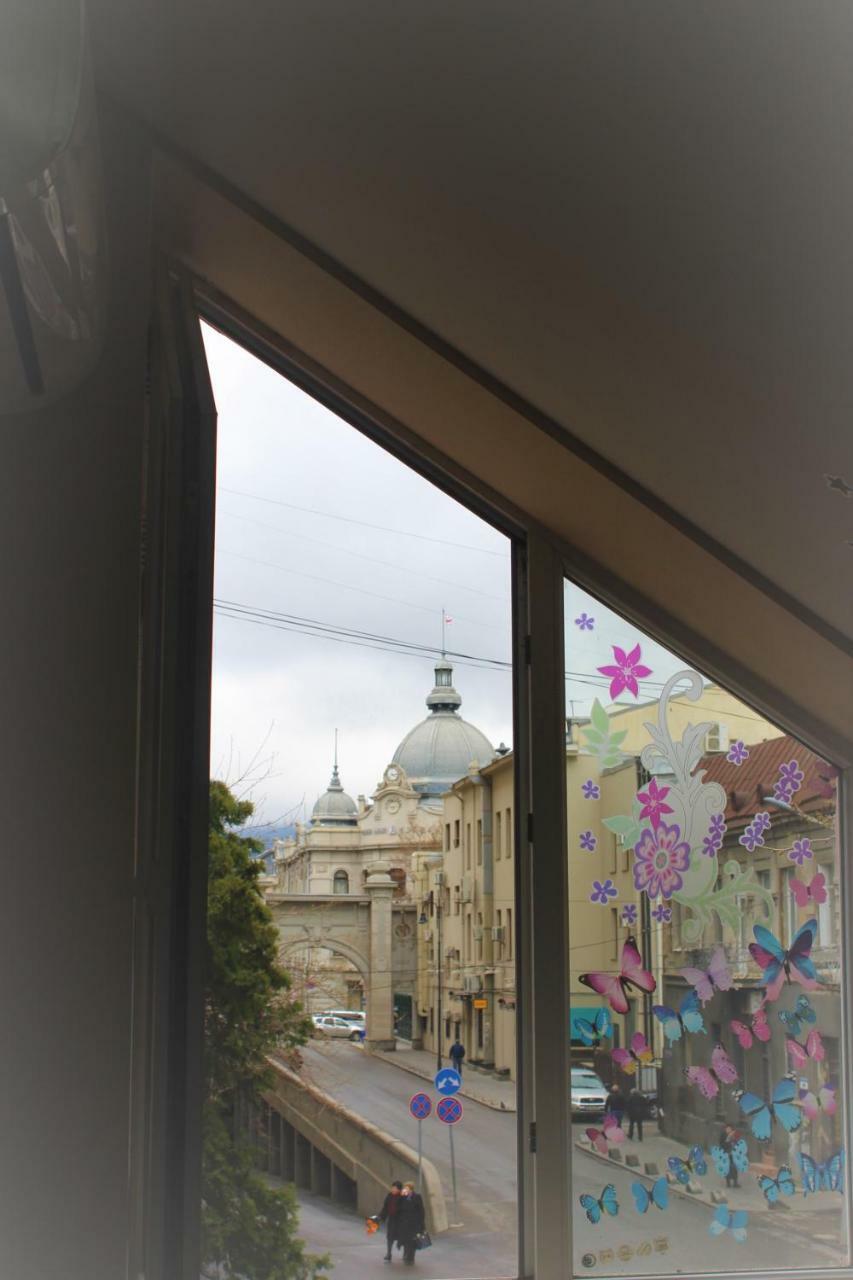 Global Hostel - Marjanishvili Tbilisi Bagian luar foto